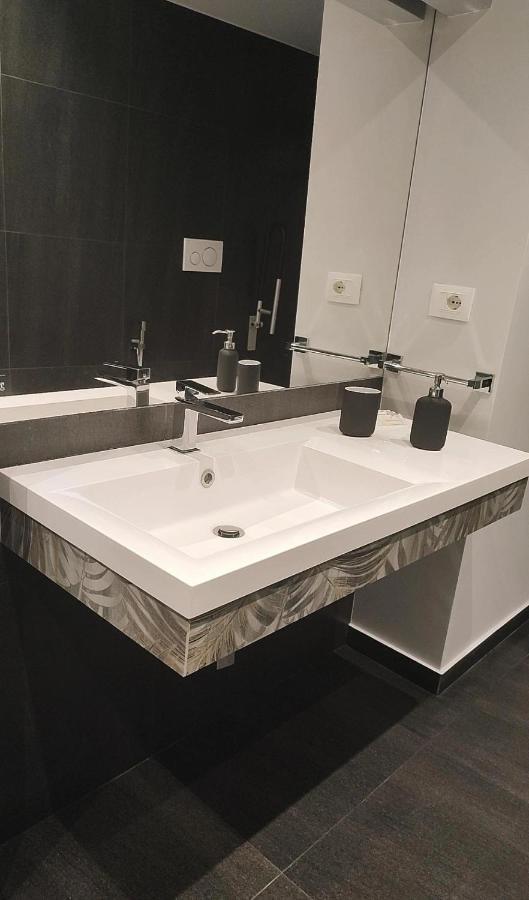 Fortino Vecchio Apartment คาตาเนีย ภายนอก รูปภาพ